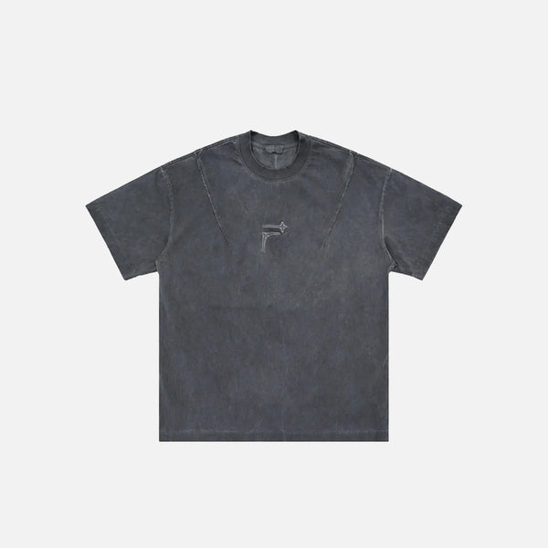 Front view of the gray Y2k Retro Washed Embroidery T-shirt in a gray background 