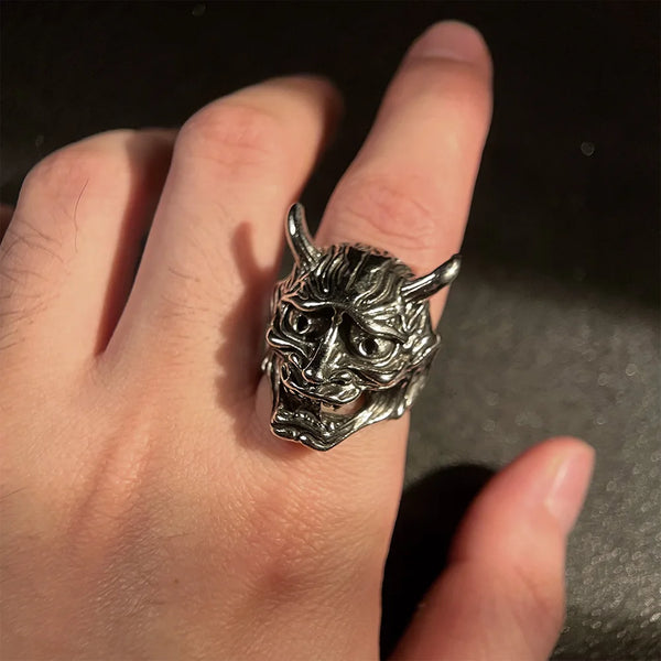 Adjustable Retro Punk Gothic Ring