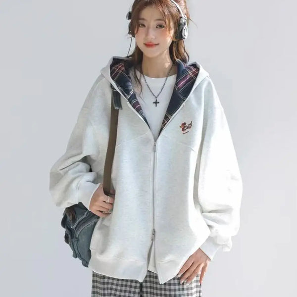 Stilvolles, farbenfrohes Sweatshirt mit Reißverschluss und langen Ärmeln