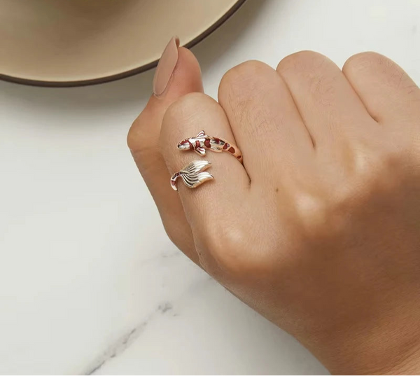 Anillo de apertura Koi de esmalte rojo ajustable