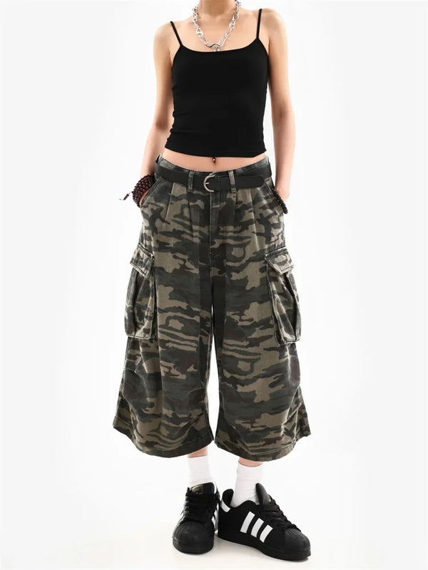 Camouflage Loose Cargo Shorts