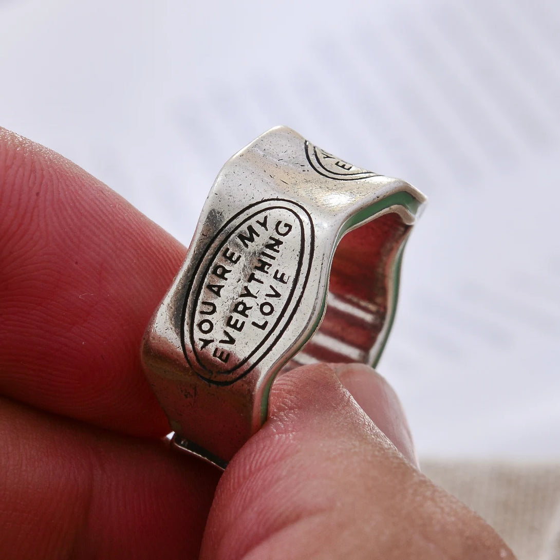 engraved-sterling-silver-love-ring-daxuen