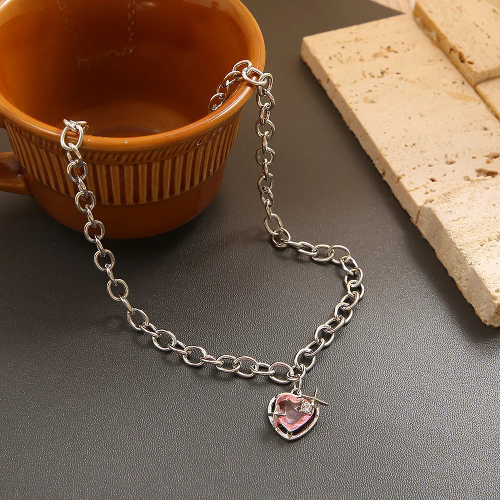 Heart-Shaped Pendant Necklace 