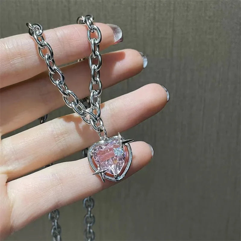 Heart-Shaped Pendant Necklace 