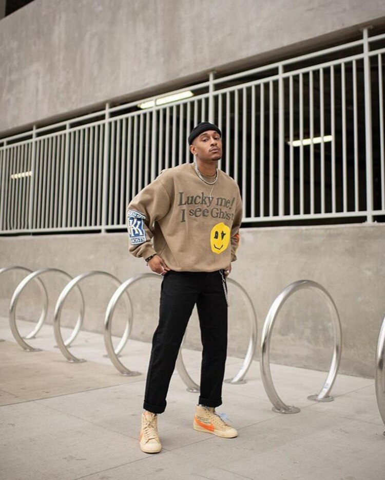 I see ghosts sweatshirt discount