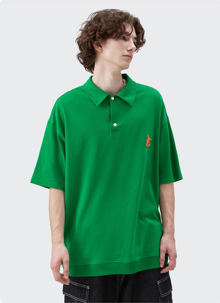 guy wearing green DAXUEN Summer Polo T-shirt